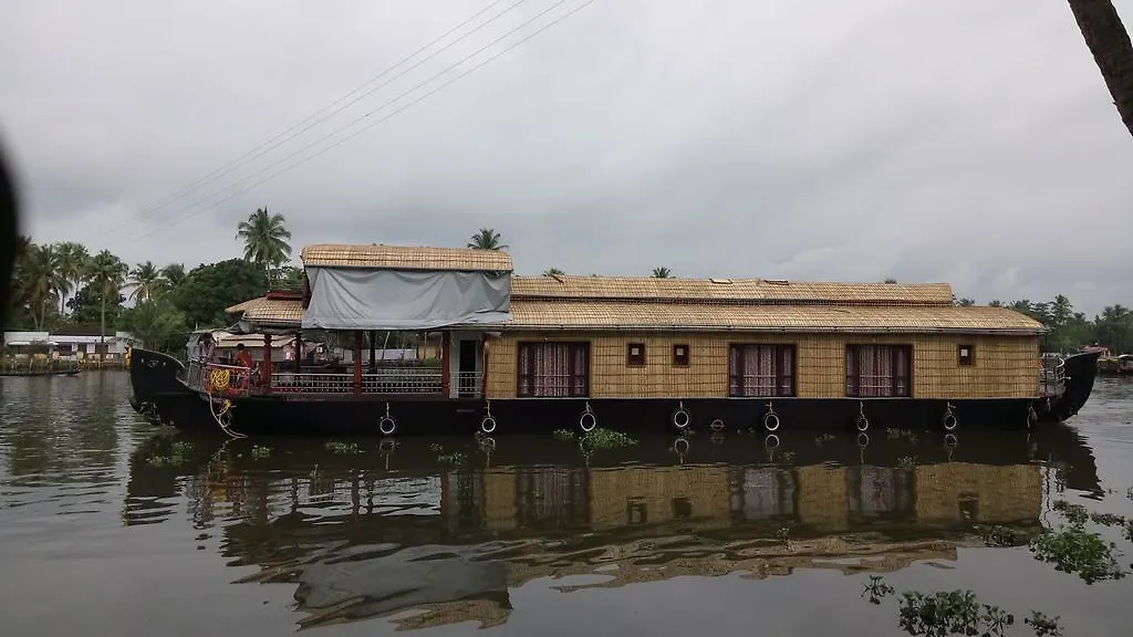Vaishnav Tours Hotel Alappuzha