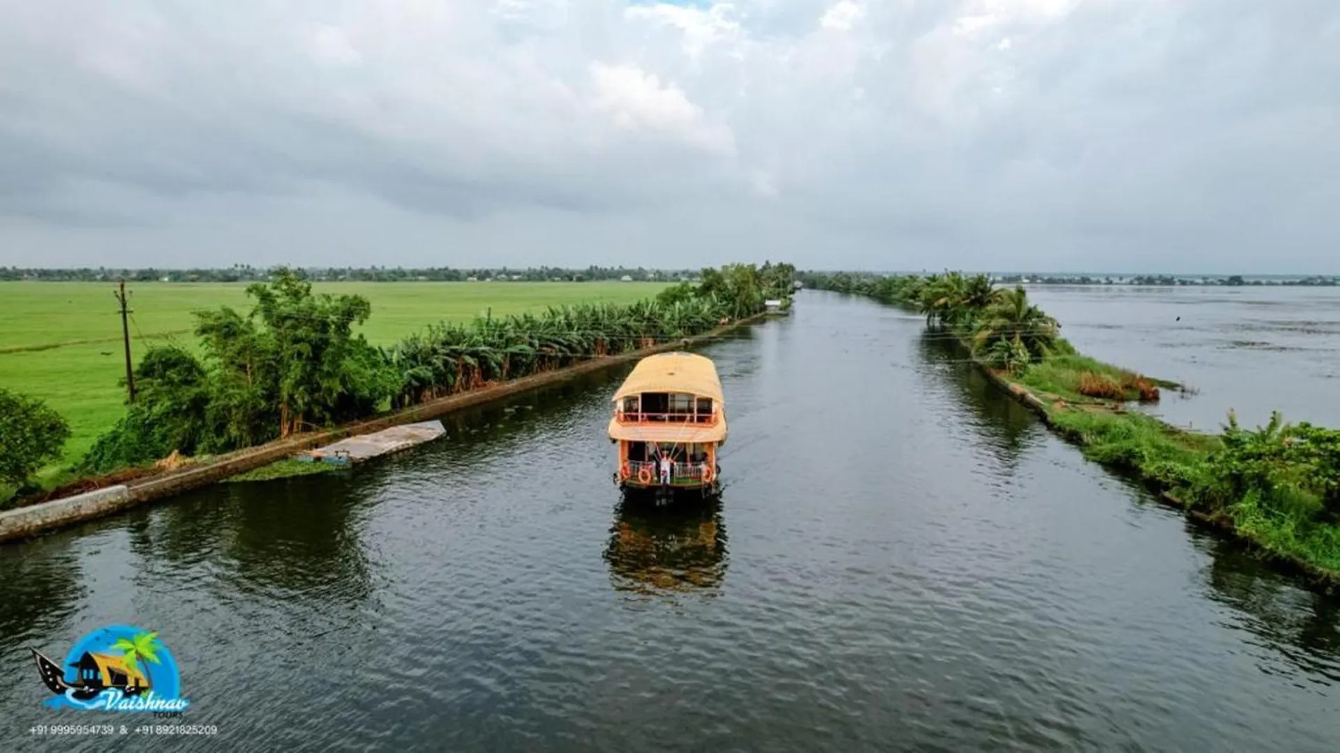 Vaishnav Tours Hotel Alappuzha India