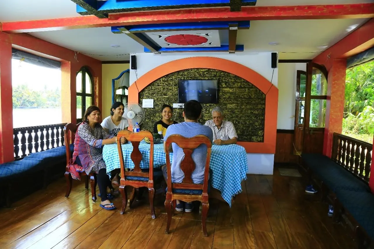 Botel Vaishnav Tours Hotel Alappuzha